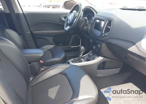 2020 Jeep Compass Latitude 4X4 from USA, damaged, VIN 3C4NJDBB6LT125861